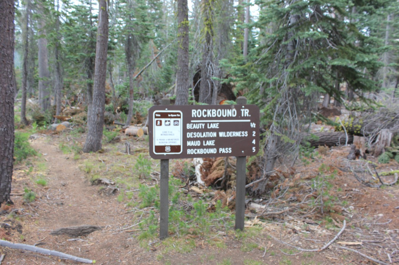 Trailhead for Rockbound Pass