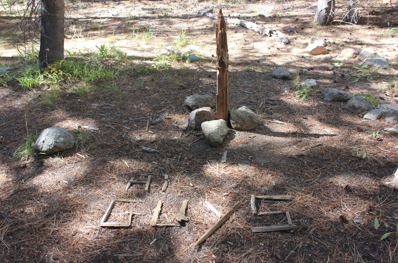 Splintered Signpost