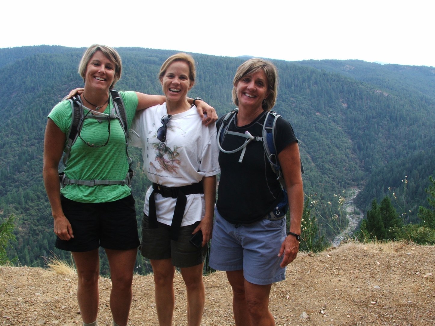 The girls on the trek