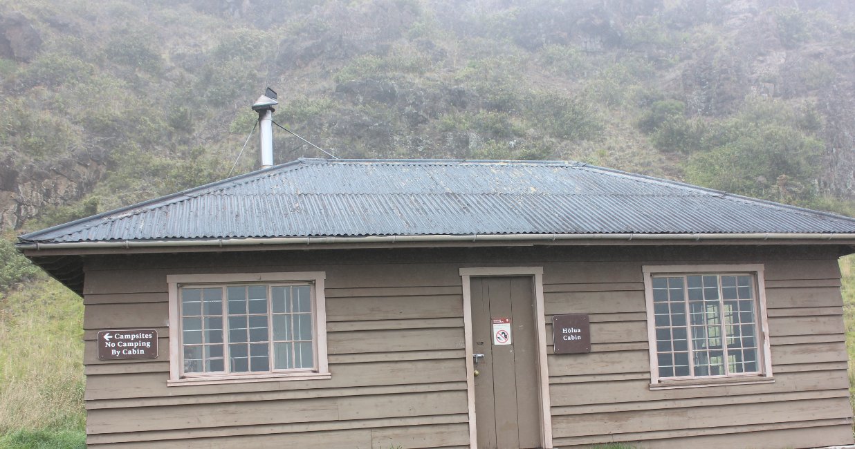 Holua Cabin