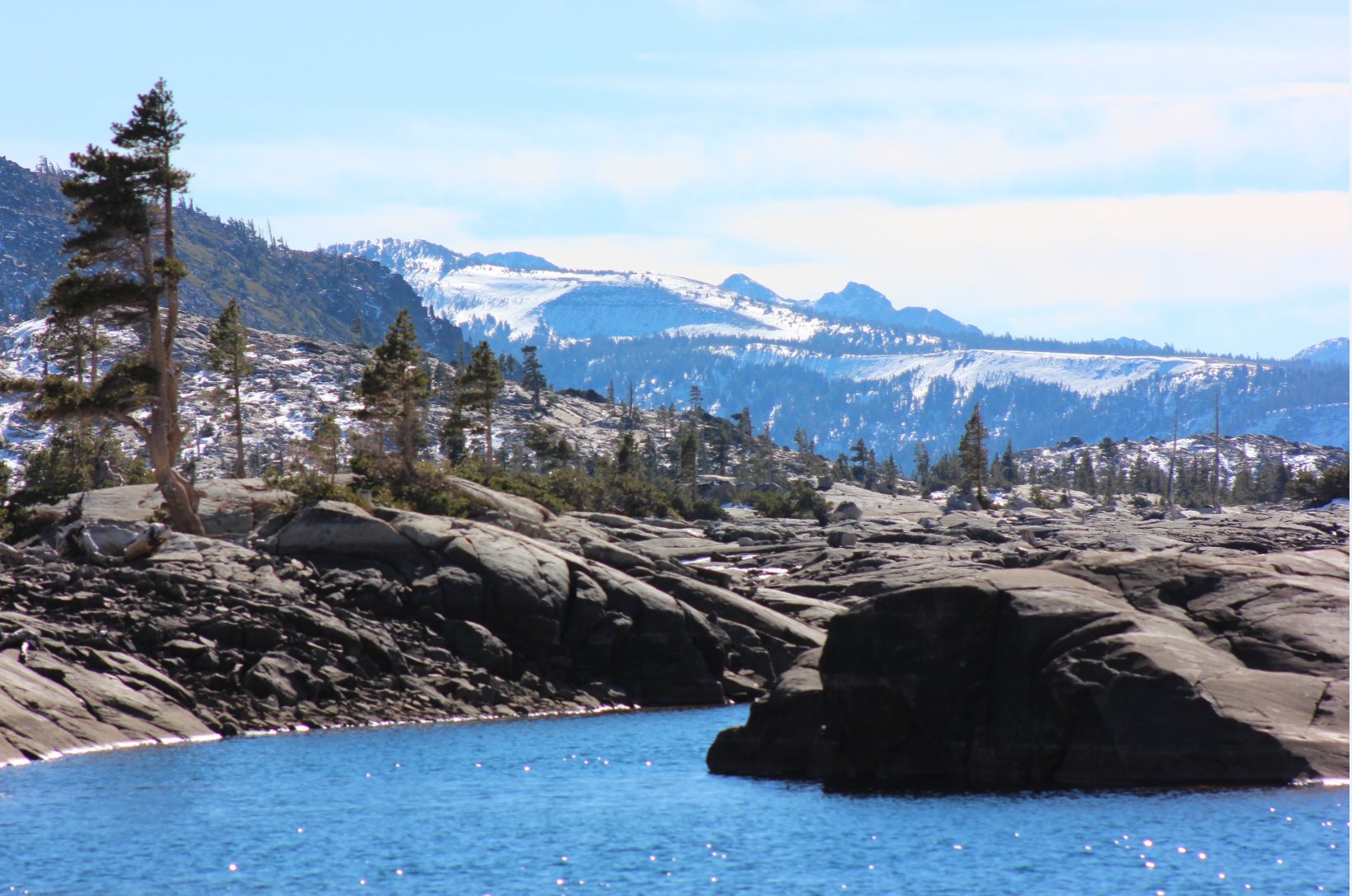 Lake Aloha and the mountains behind