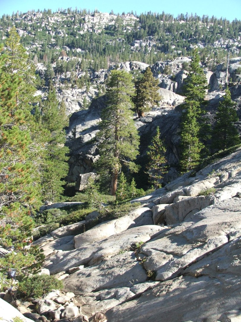 Rocky trail to the lake