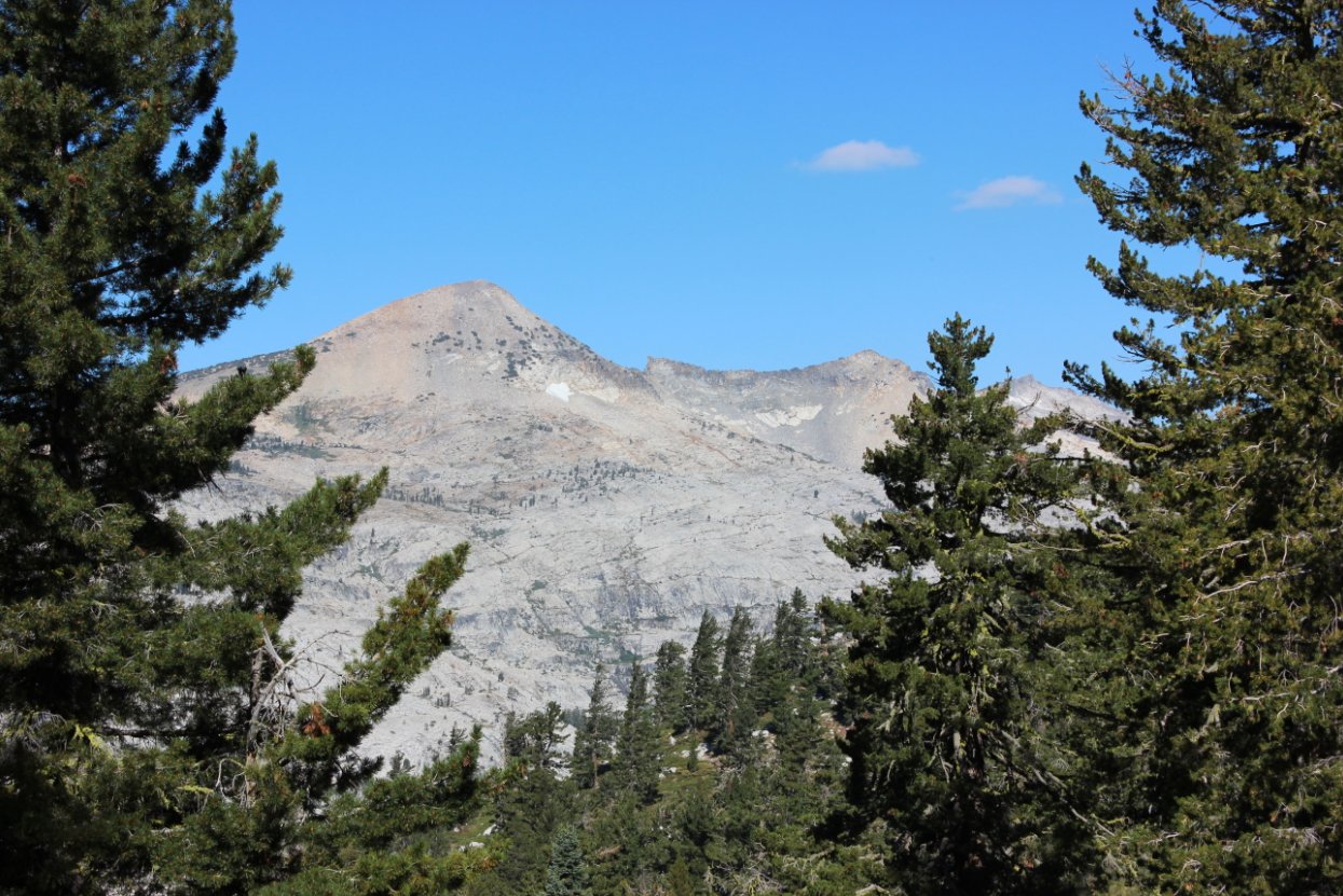 Pyramid Peak from trail