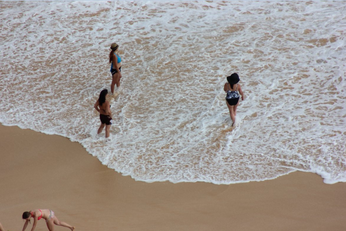 Skye Annie and Rita on the beach